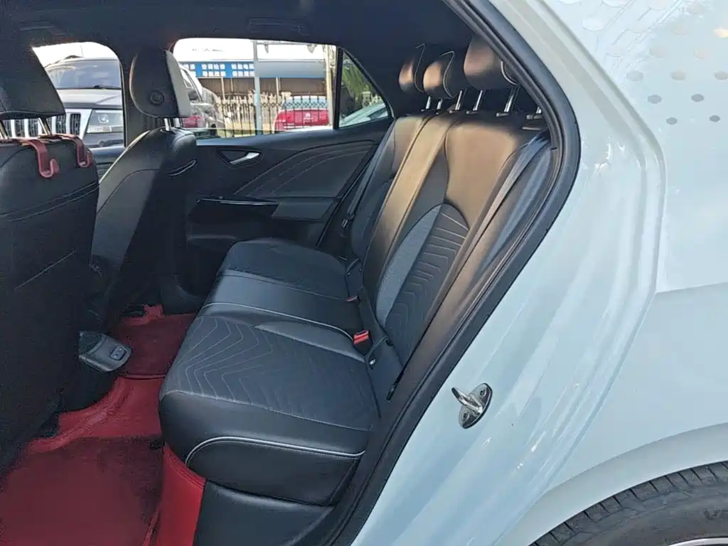 Volkswagen ID.3 2023 upgraded model pure smart version купить на сайте DeffCars