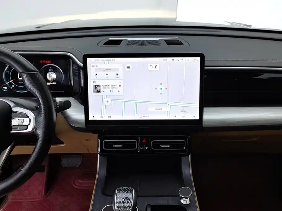 Trumpchi GS8 2024 Vanguard Series 2.0TGDI 2WD Deluxe Wisdom Connected Edition 7-seater купить на сайте DeffCars