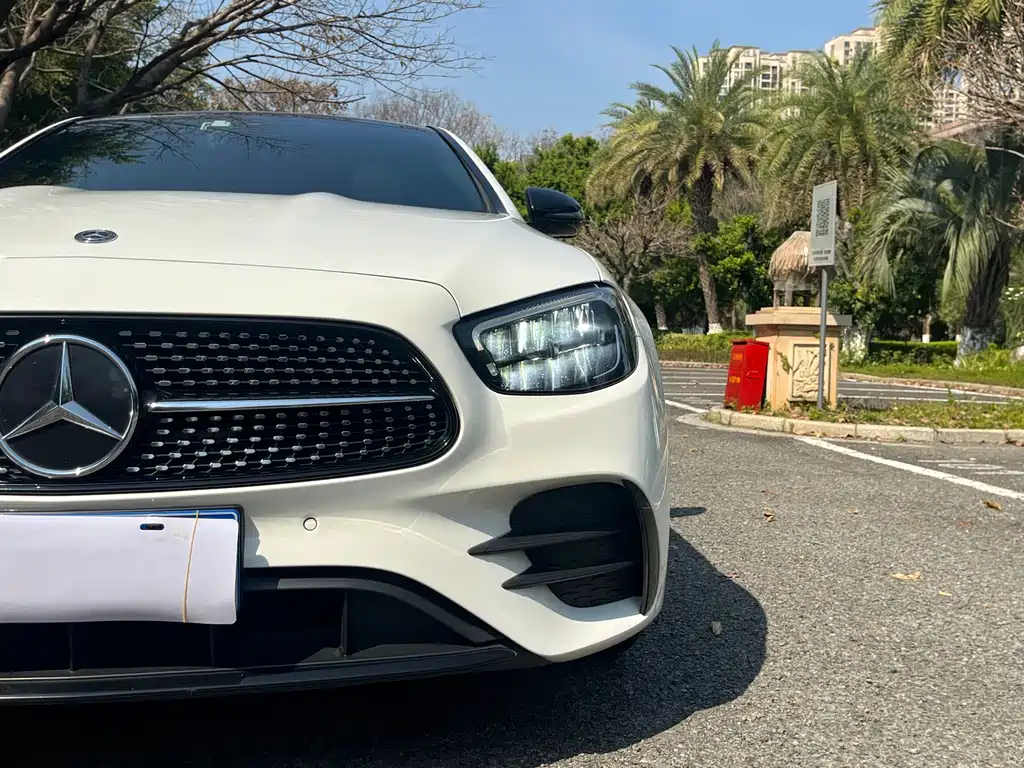 Mercedes-Benz E-Class imported 2021 facelift E 260 fashionable sports version купить на сайте DeffCars