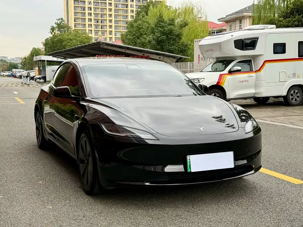 Model 3 2025 rear-wheel drive version купить на сайте DeffCars