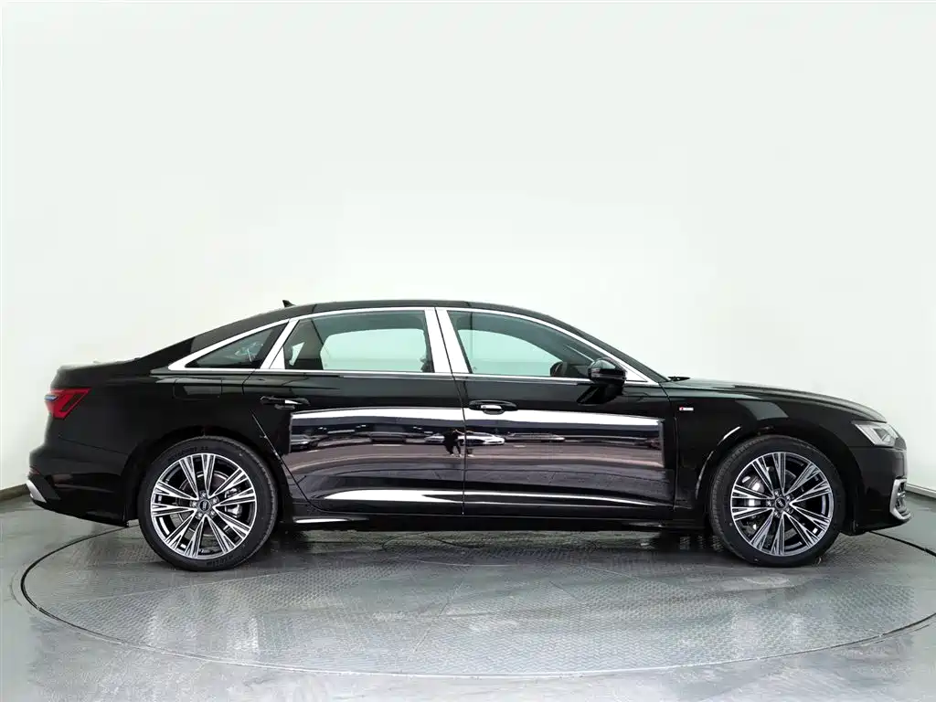 Audi A6L 2026 40 TFSI luxury and dynamic model купить на сайте DeffCars