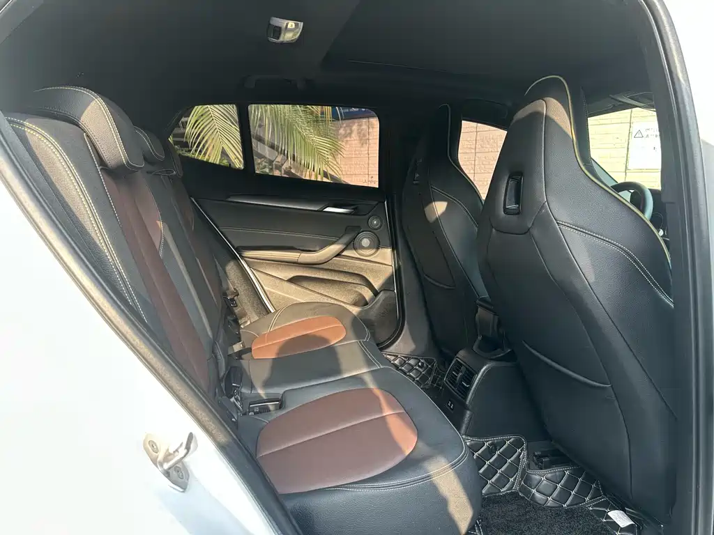 BMW X2 2023 sDrive 25i Sunlight Edition купить на сайте DeffCars