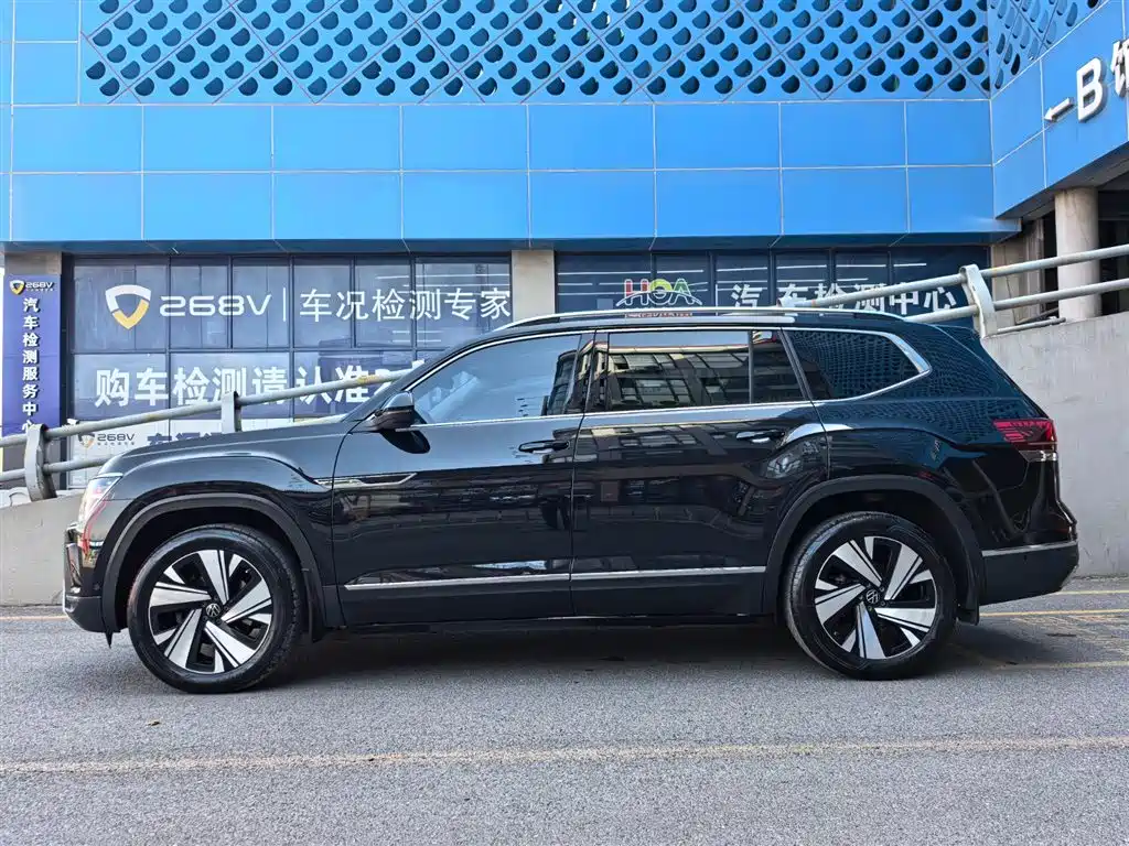 Touron 2024 380TSI four-wheel drive luxury version купить на сайте DeffCars