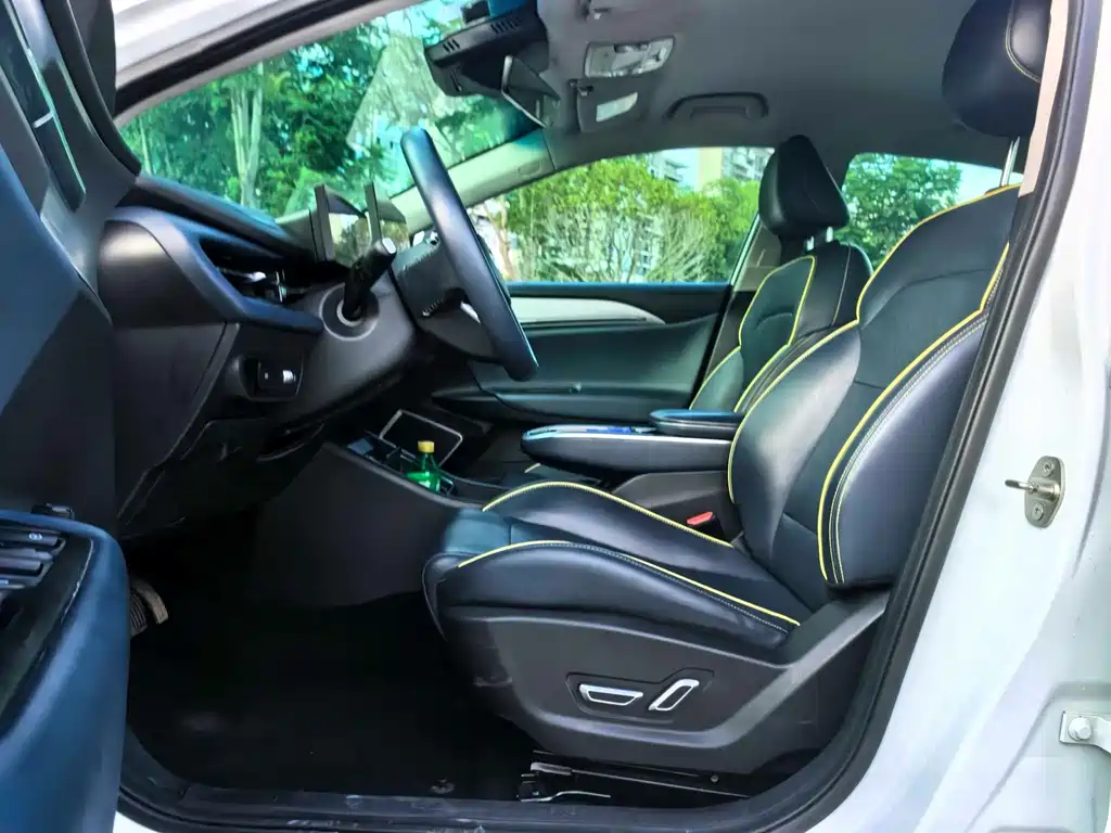 Geely Geometry G6 2024 500KM Premium Model купить на сайте DeffCars