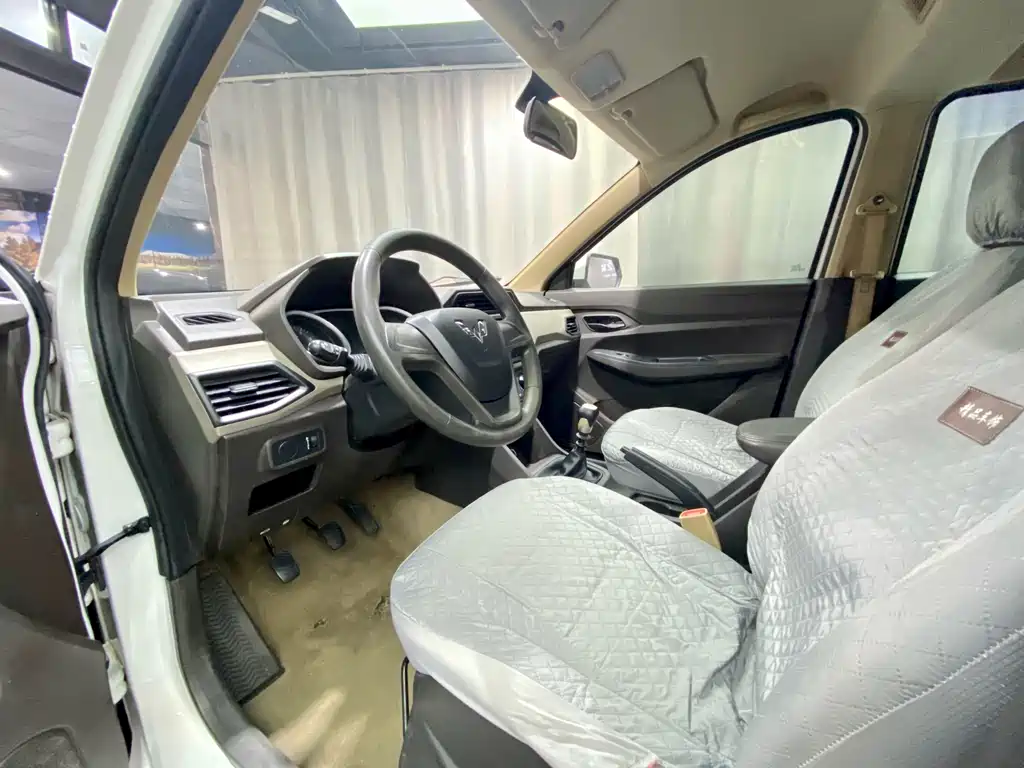 Wuling Hongguang 2019 1.5L S Standard National VI LAR купить на сайте DeffCars