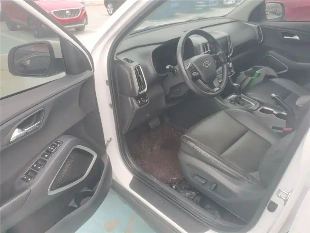 Beijing Hyundai ix35 2019 2.0L automatic two-wheel drive Zhiyong·Enjoy Edition National V купить на сайте DeffCars