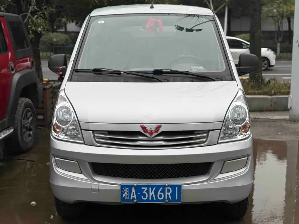 Wuling Rongguang S 2023 1.5L basic model 5/7 seats купить на сайте DeffCars