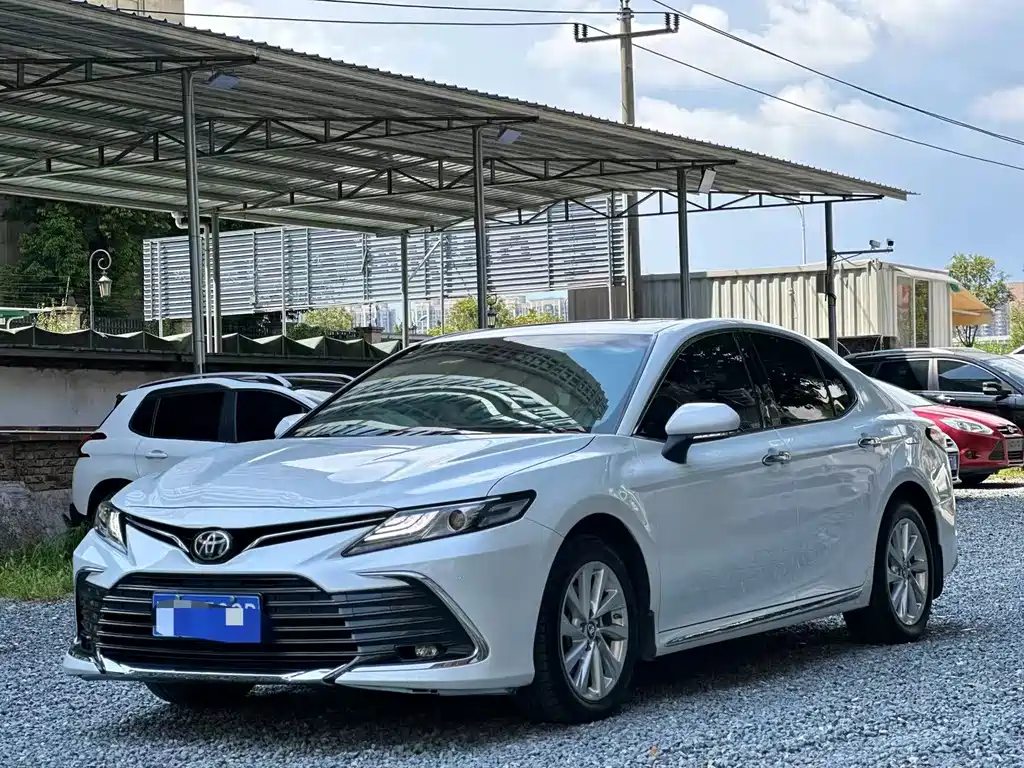 Camry 2023 2.0G Deluxe Edition купить на сайте DeffCars
