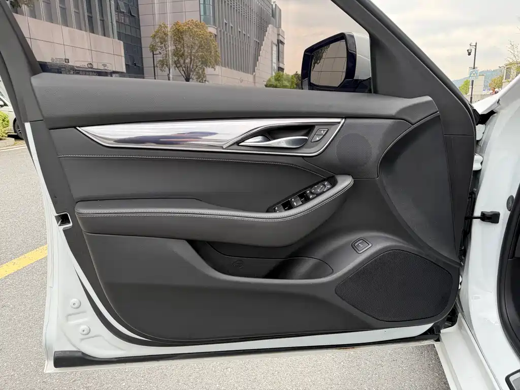 Cadillac CT5 2020 facelift 28T fashion model купить на сайте DeffCars