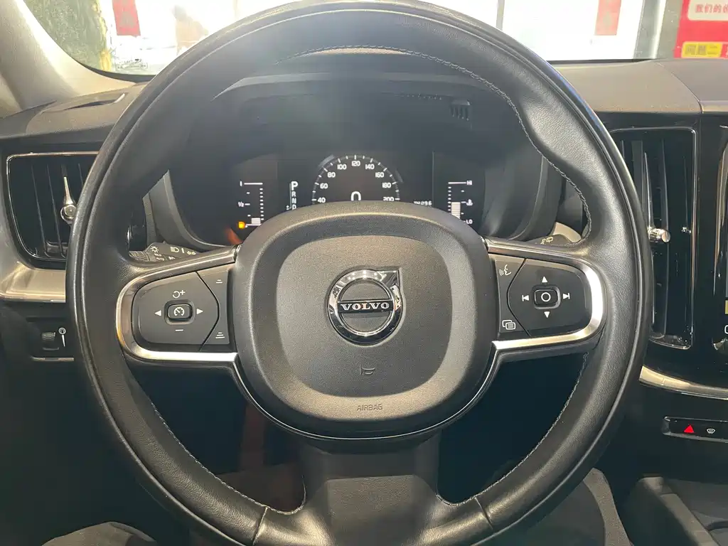 Volvo XC60 2019 T5 Four-wheel Drive Smart Edition National VI купить на сайте DeffCars