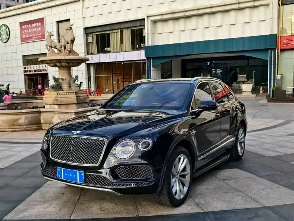 Bentayga 2018 4.0T V8 купить на сайте DeffCars