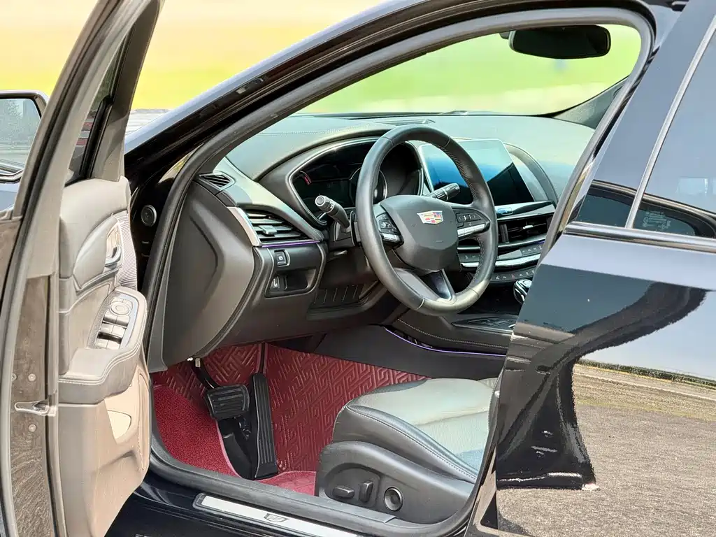 Cadillac CT5 2022 28T luxury model купить на сайте DeffCars