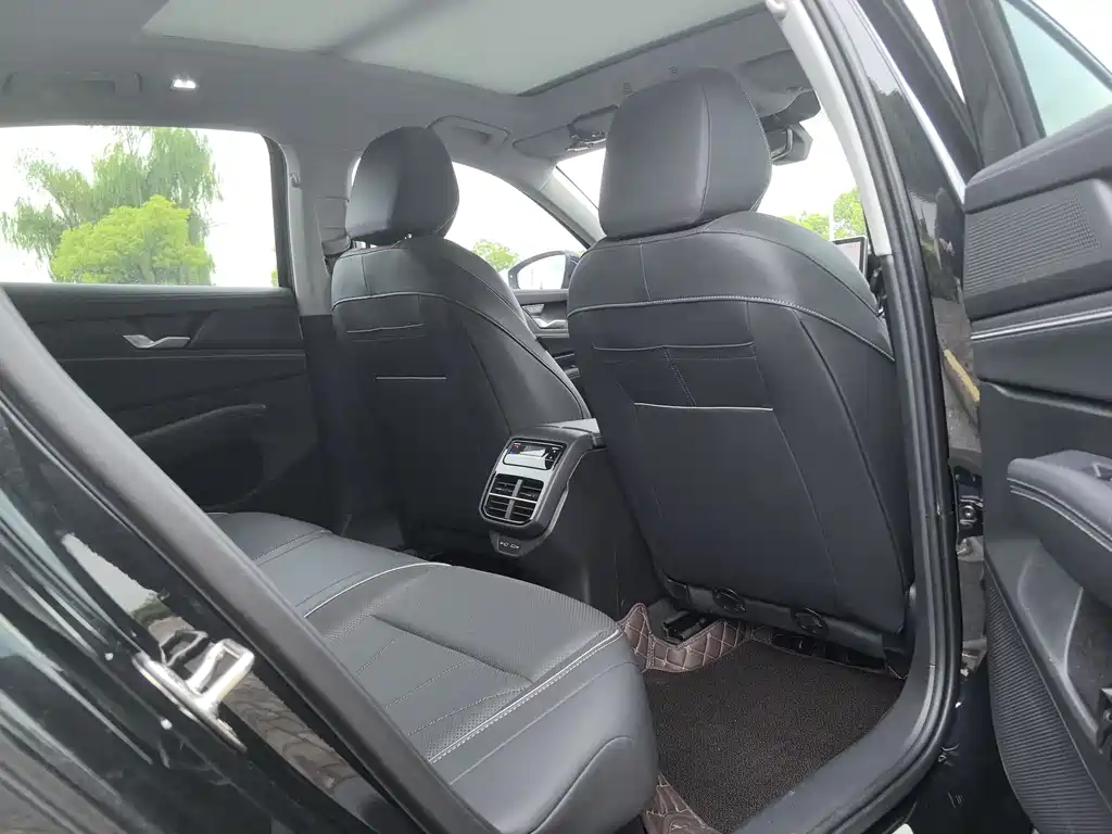 Passat 2026 Pro 380TSI Long Yao Edition купить на сайте DeffCars