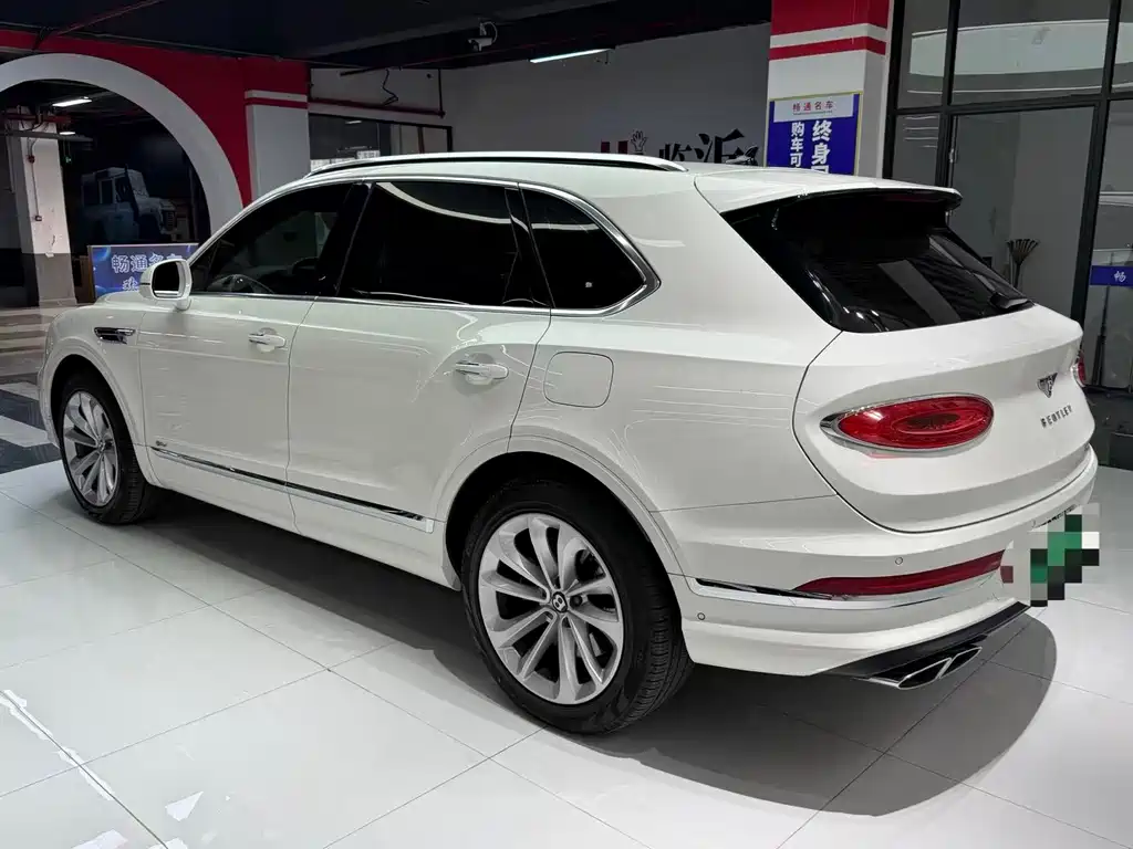 Bentayga plug-in hybrid 2021 3.0T PHEV купить на сайте DeffCars
