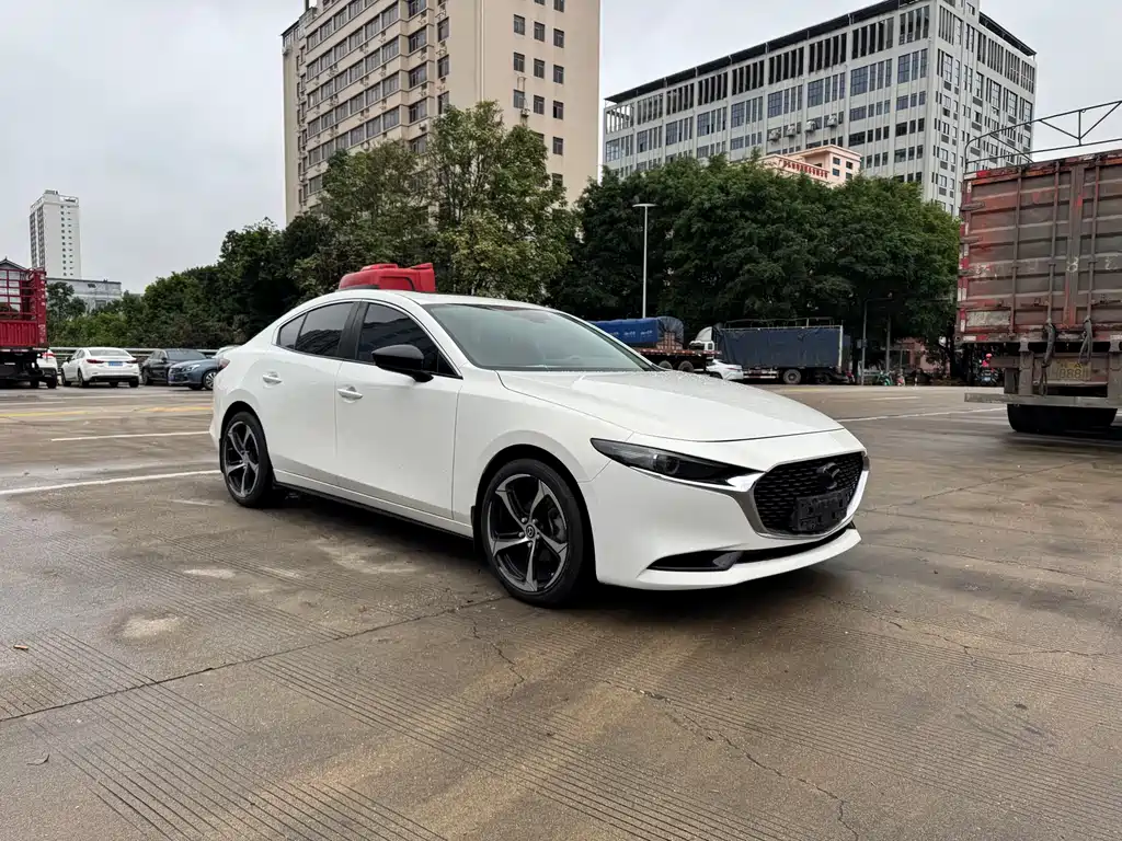 Mazda3 Angkesela 2021 2.0L Automatic Premium Edition купить на сайте DeffCars