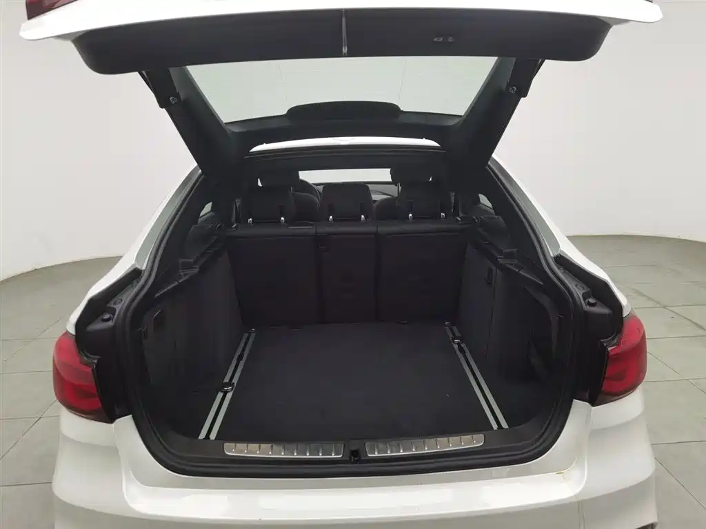BMW 3 Series GT 2020 320i M Sports Package купить на сайте DeffCars