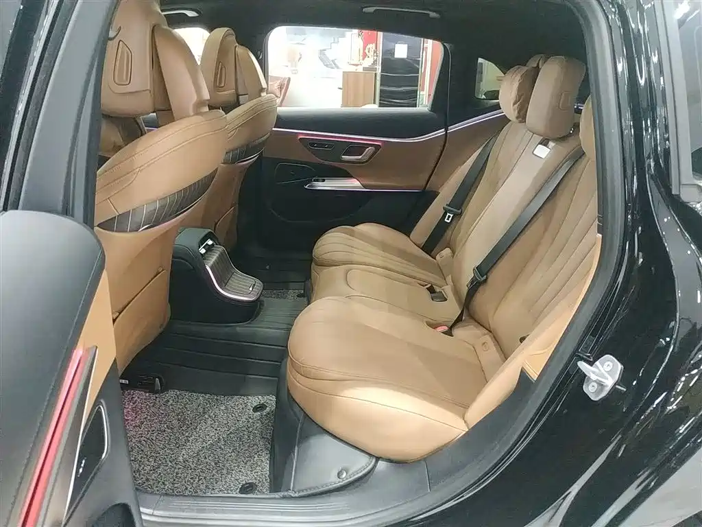 Mercedes-Benz E-Class 2024 E 300 L Fashion Model купить на сайте DeffCars