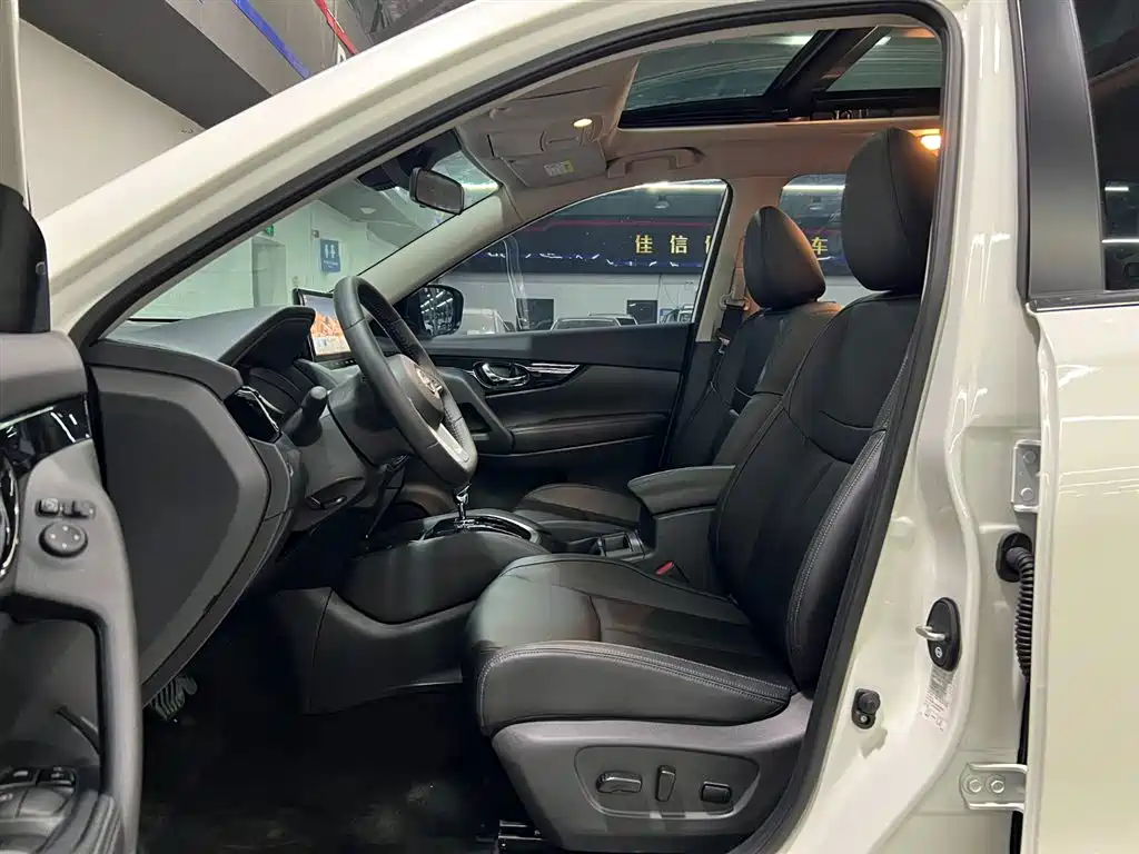 X-Trail 2025 Honor 2.0L Two-wheel Drive Leading Edition купить на сайте DeffCars