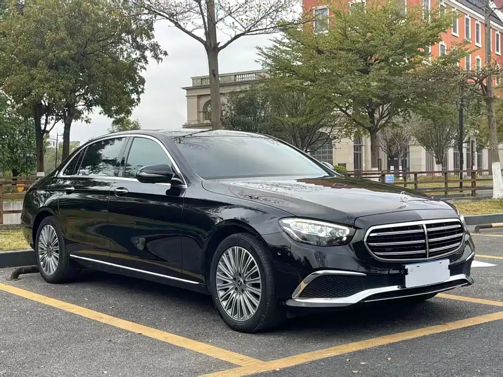 Mercedes-Benz E-Class 2022 E 300 L Luxury Model купить на сайте DeffCars