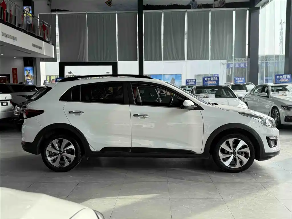 KX CROSS 2019 1.6L automatic smart sunroof version National V купить на сайте DeffCars