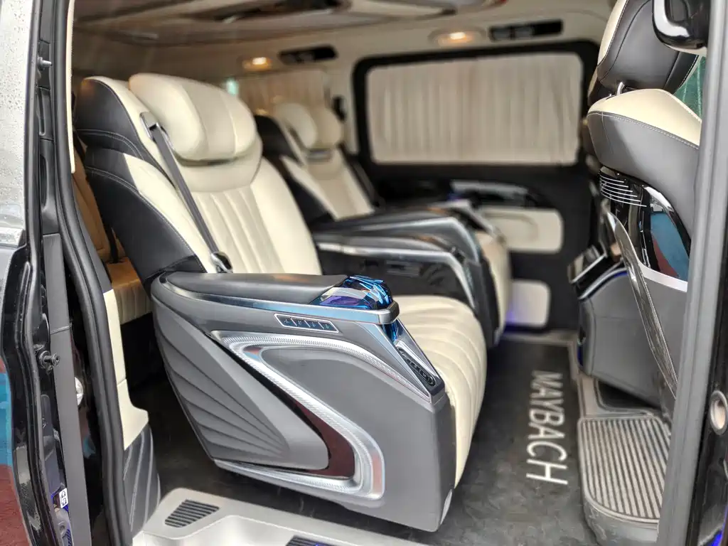 Vito 2023 2.0T Business Edition 7 seats купить на сайте DeffCars