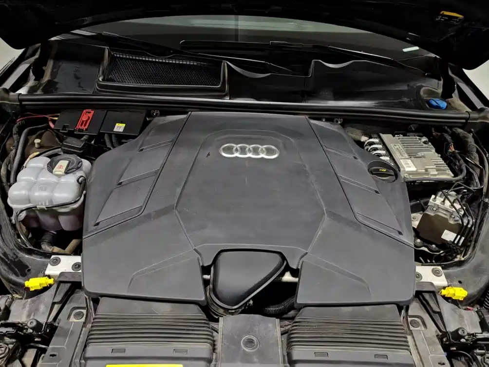 Audi Q7 2020 55 TFSI quattro S line sports купить на сайте DeffCars