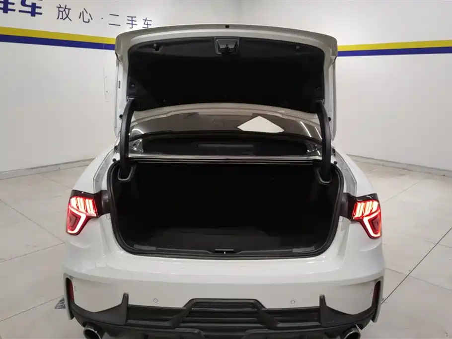 Lynk & Co 03 2022 2.0TD DCT Plus купить на сайте DeffCars