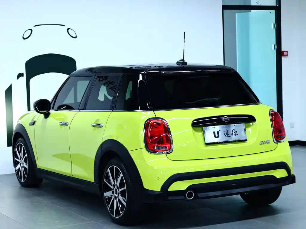 MINI 2023 facelift 1.5T COOPER Artist five-door version купить на сайте DeffCars