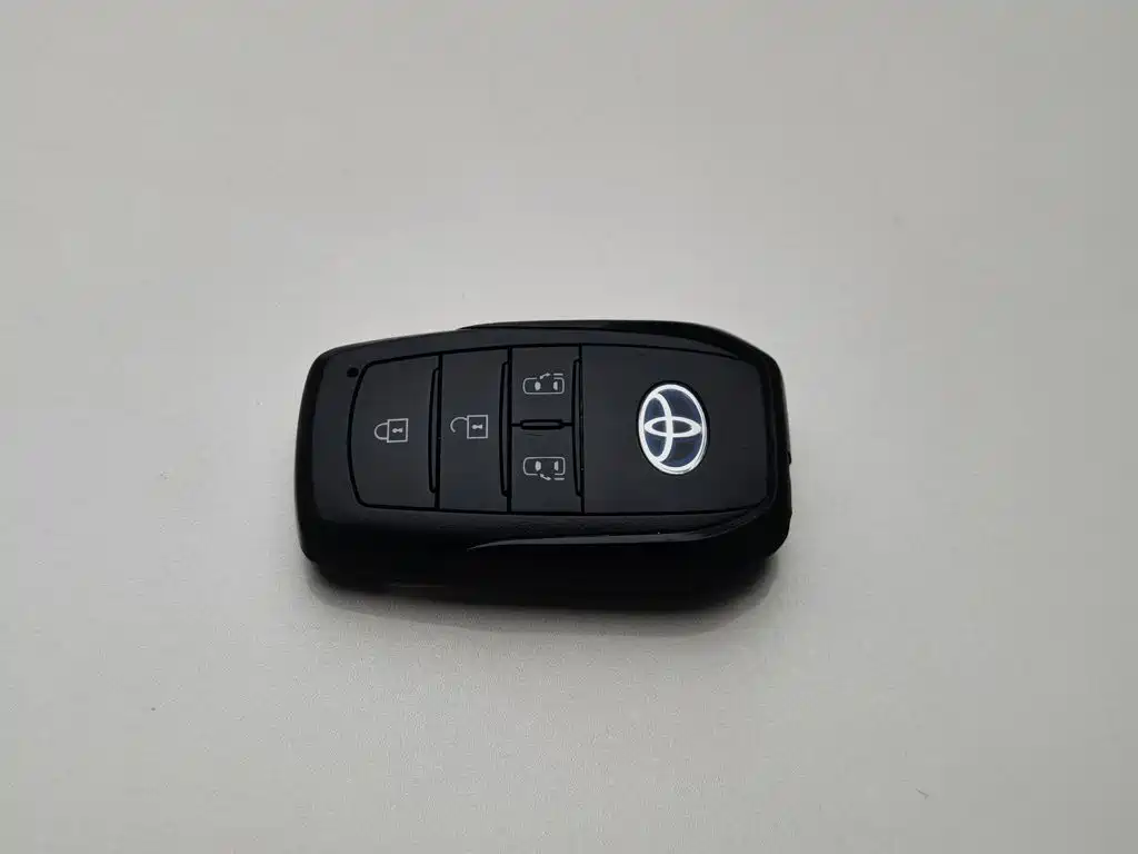 SIENNA 2023 2.5L Hybrid Comfort Edition купить на сайте DeffCars