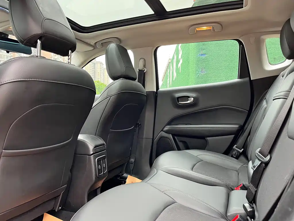 Compass 2020 220T automatic leading version купить на сайте DeffCars