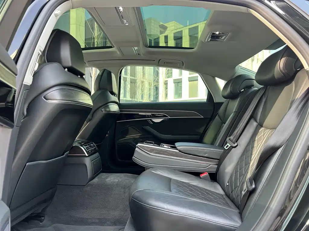 Audi A8 2019 Plus A8L 50 TFSI quattro comfort type купить на сайте DeffCars