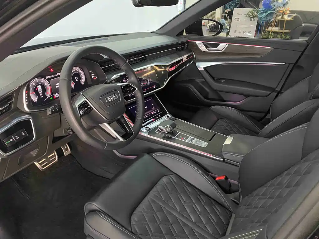 Audi A6L 2025 45 TFSI quattro premium dynamic model купить на сайте DeffCars