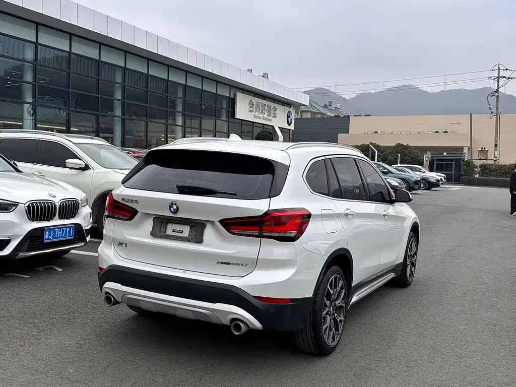 BMW X1 2021 xDrive25Li Exclusive Model купить на сайте DeffCars