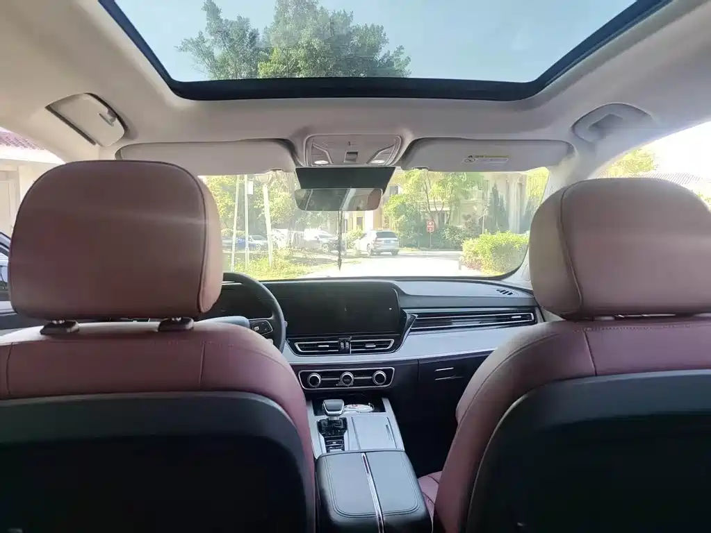 Hongqi HS5 2025 2.0T two-wheel drive Xuanying Edition купить на сайте DeffCars