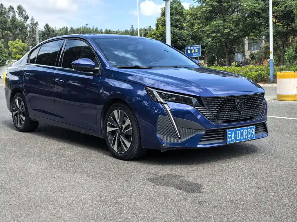Peugeot 408 2022 1.6T Dream Edition купить на сайте DeffCars