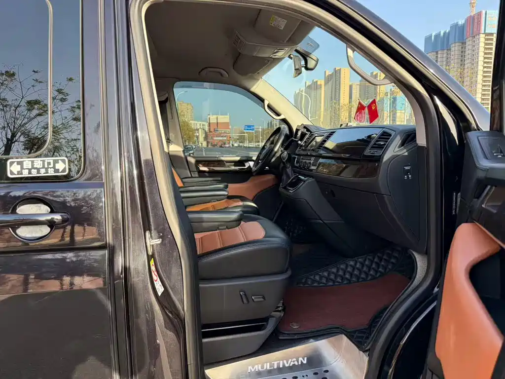 Metroway 2017 2.0TSI two-wheel drive luxury version 7 seats купить на сайте DeffCars