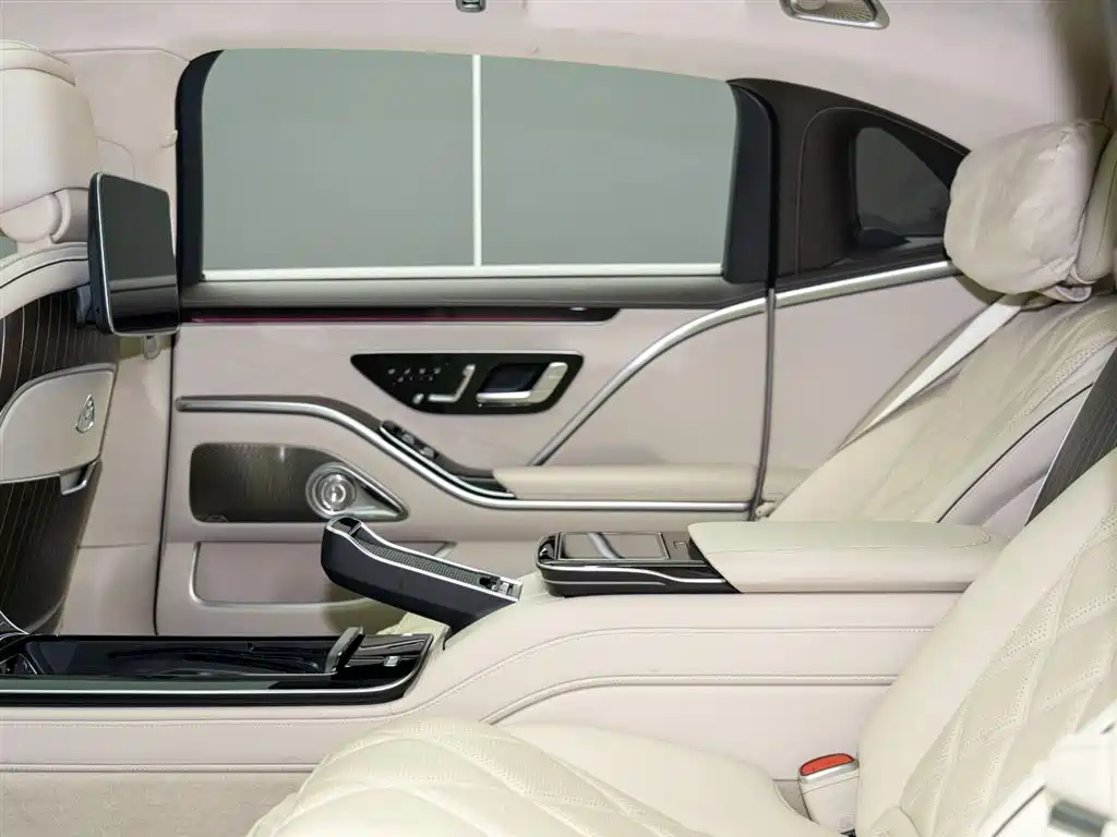 Maybach S-Class 2022 S 680 4MATIC купить на сайте DeffCars