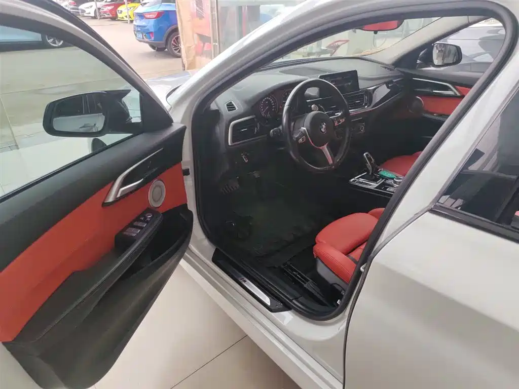 BMW 1 Series 2021 125i M Sports Night Edition купить на сайте DeffCars