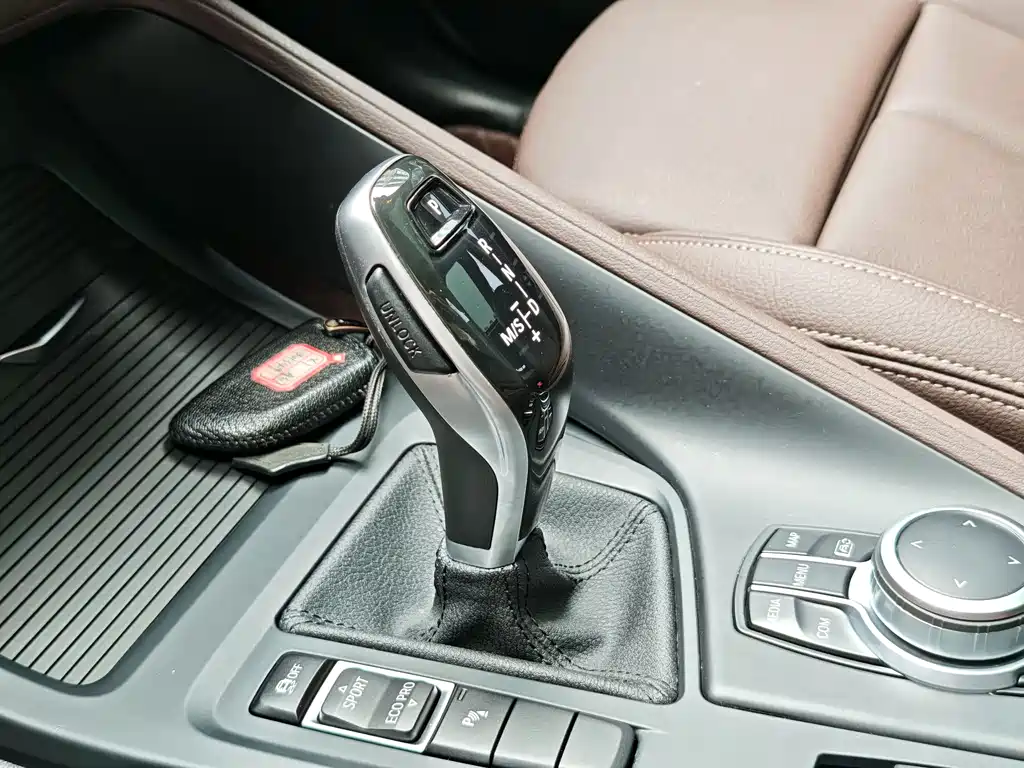 BMW X1 2021 xDrive25Li Exclusive Model купить на сайте DeffCars