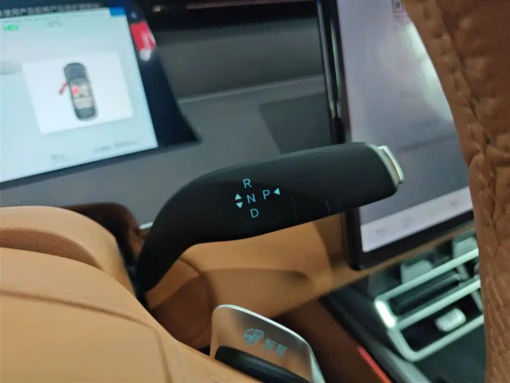 Han L 2025 DM-p four-wheel drive lidar flagship model купить на сайте DeffCars