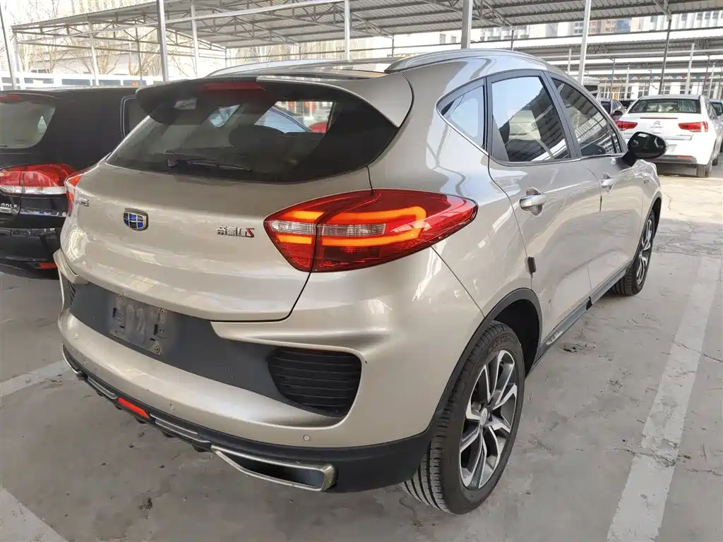Emgrand GS 2018 trendsetting version 1.4T automatic leading smart connected model купить на сайте DeffCars