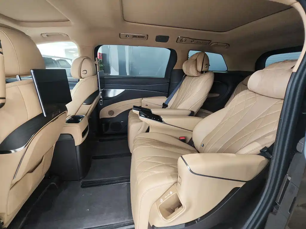 Denza D9 2025 DM-i smart driving version 1020 four-wheel drive flagship model купить на сайте DeffCars