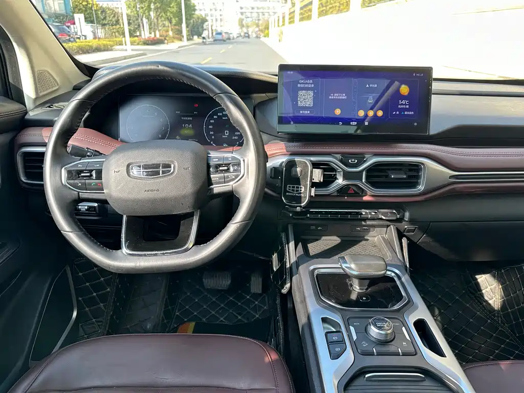 Haoyue 2022 1.8TD DCT luxury model 7 seats купить на сайте DeffCars