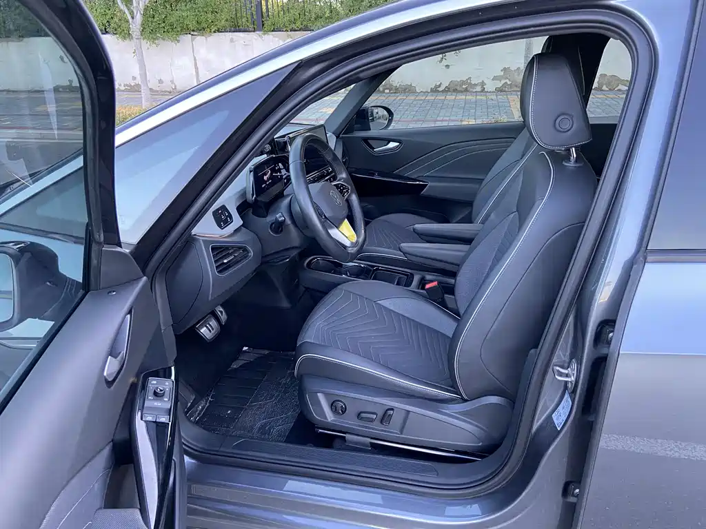 Volkswagen ID.3 2023 Pure Smart Edition купить на сайте DeffCars