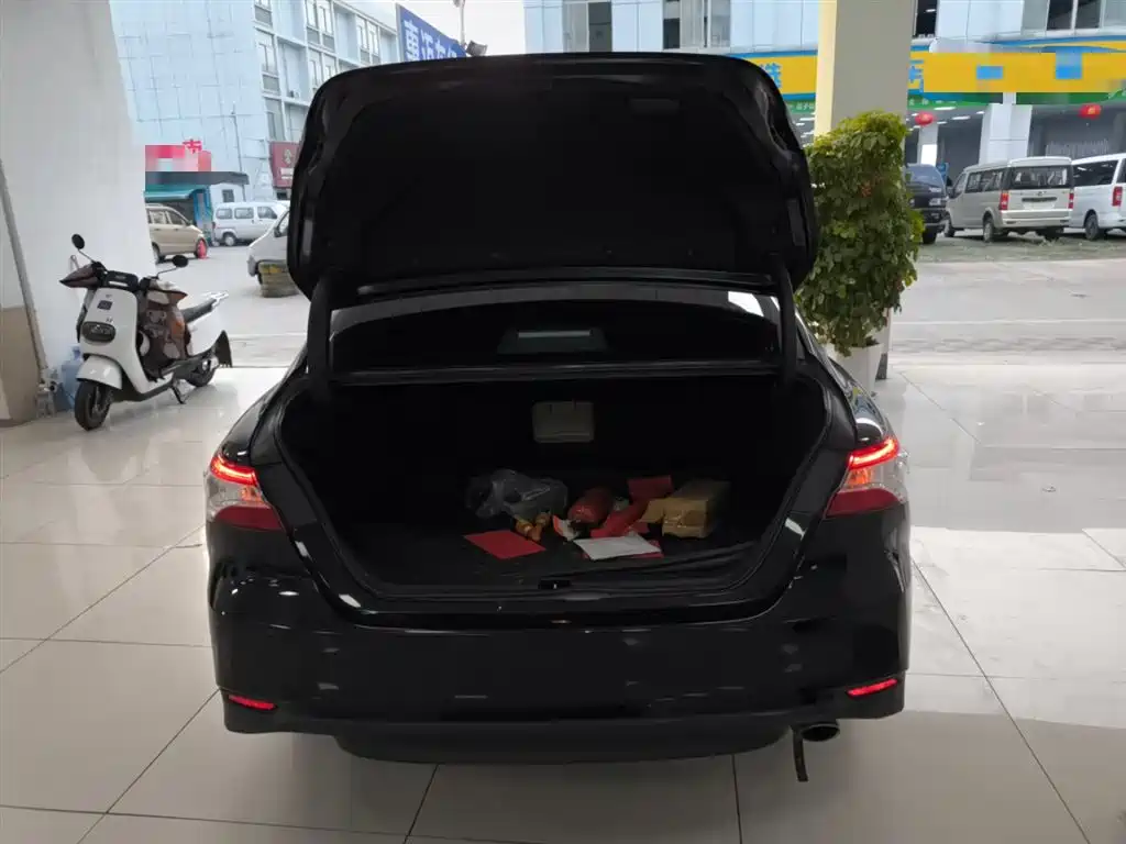 Camry 2018 2.0E Elite Edition купить на сайте DeffCars