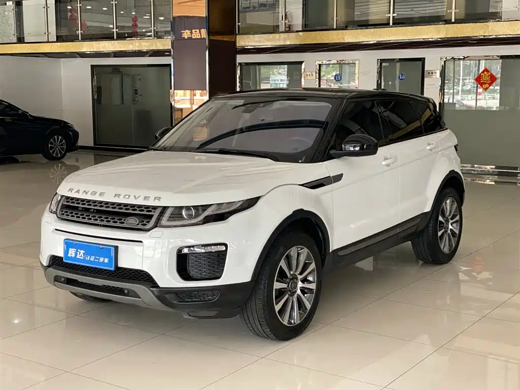 Range Rover Evoque 2018 240PS PURE Fashion Edition купить на сайте DeffCars
