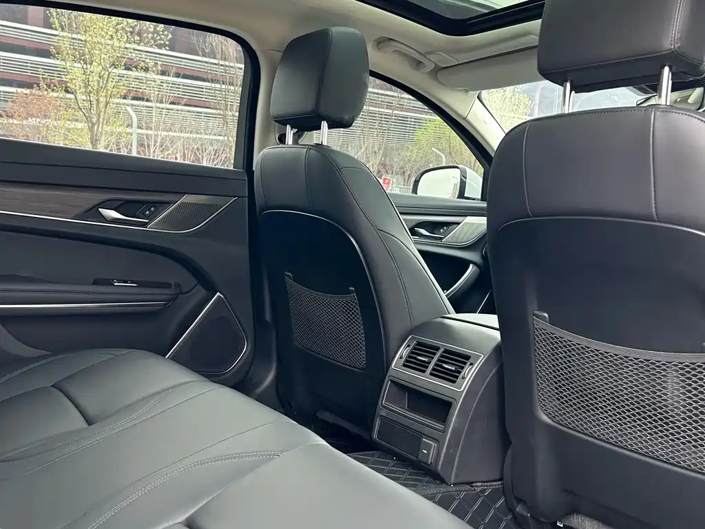Jaguar XFL 2023 2.0T P200 2WD Elite Deluxe Edition купить на сайте DeffCars