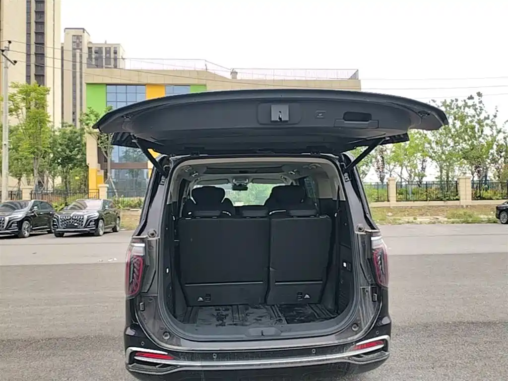 Hongqi HQ9 PHEV 2024 2.0T four-wheel drive business version купить на сайте DeffCars