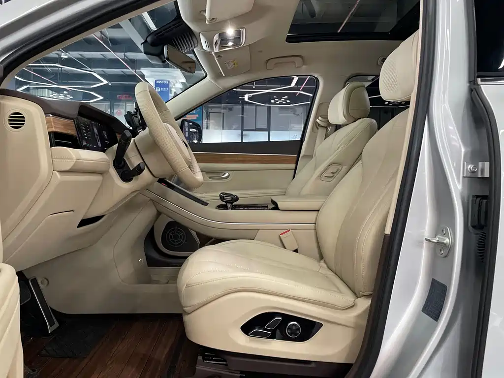 Wenjie M7 2024 1.5T Intelligent Driving Four-wheel Drive Max Version 5 Seats купить на сайте DeffCars