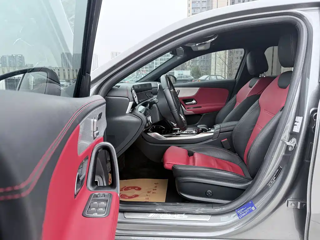 Mercedes-Benz A-Class AMG 2019 AMG A 35 L 4MATIC купить на сайте DeffCars